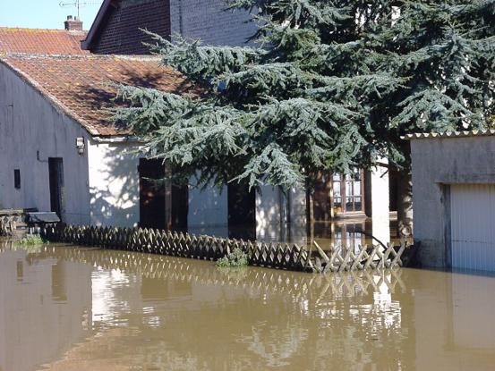 inondation_02_03_2002_centre_ville.jpg